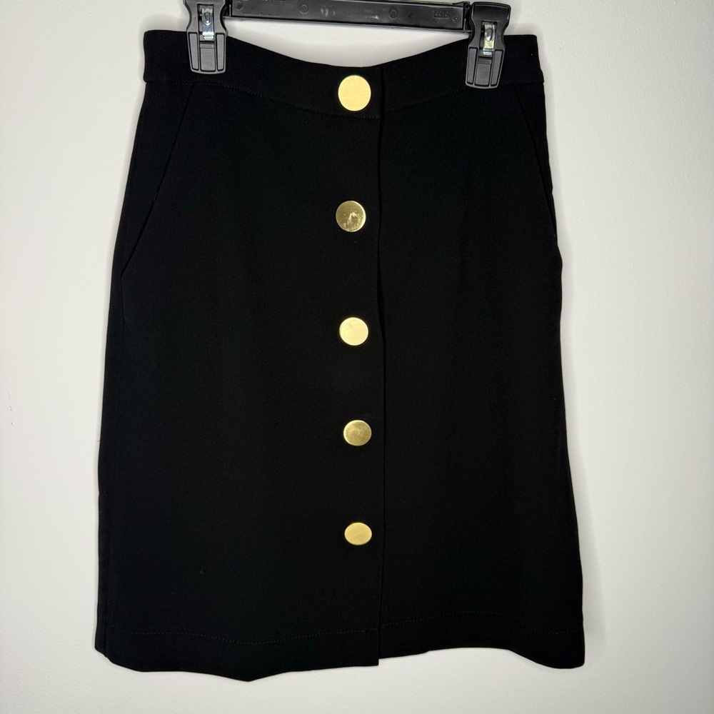 J20 Diane von Furstenberg Skirt Black Gold Button